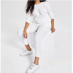 Jenni Women's 2-Piece Solid Polyester Sherpa Pajama Set, White